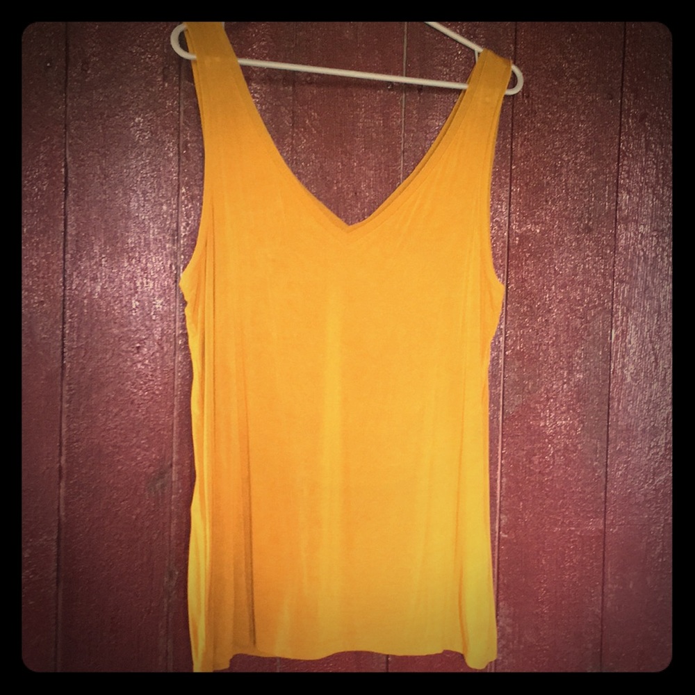 Banana Republic gold tank